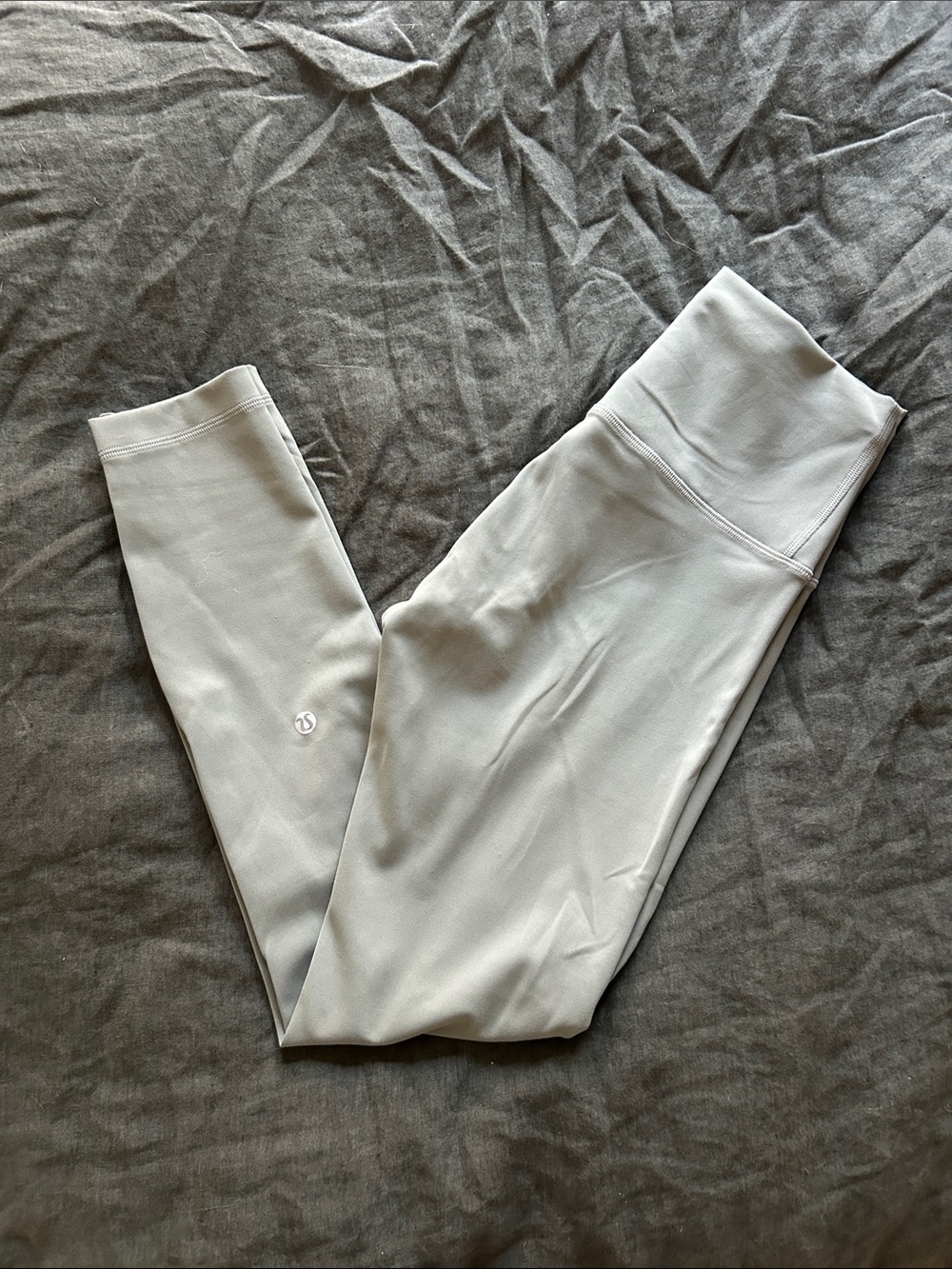 lululemon wunder train tight 25” sz 4 in willow leaf